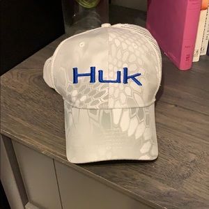 Huk trucker hat